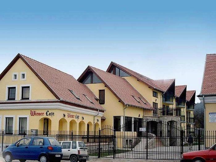 Pensiunea Casa Saxonia Ришнов Екстер'єр фото